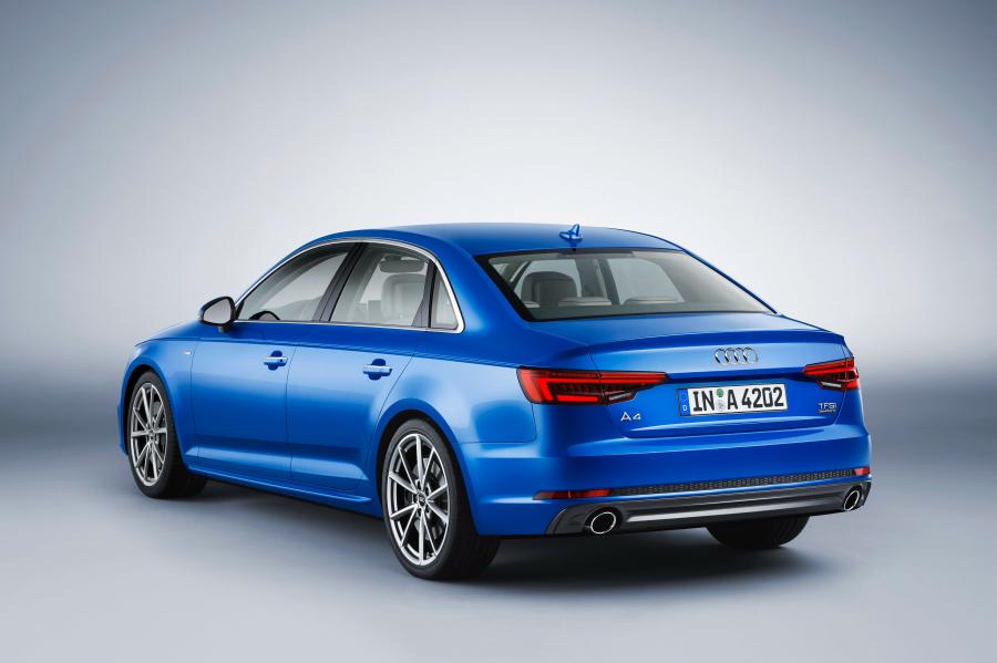  Audi A4 2.0 TFSI Quattro S-Line (B9) 2015 года  (WW) (фото 17 из 17)